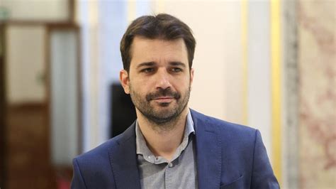 Javier Sánchez Serna .